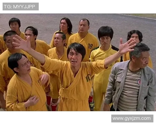 《星爷少林足球大显神威与小伙抢夺英雄之路的激情对决》 《星爷少林足球大显神威与小伙抢夺英雄之路的激情对决》