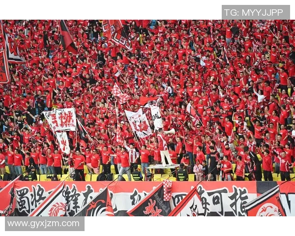 抖音足球球星入驻热潮 探索他们背后的故事与新媒体互动模式